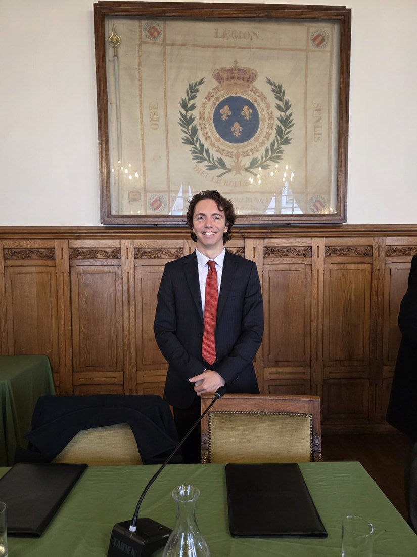 Maximilien Ménand-Chambon dans un cadre municipal